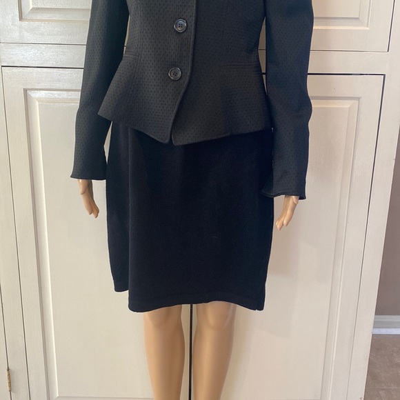 ST.JOHN BASICS Formal Wool Rich Skirt - Picture 2 of 6